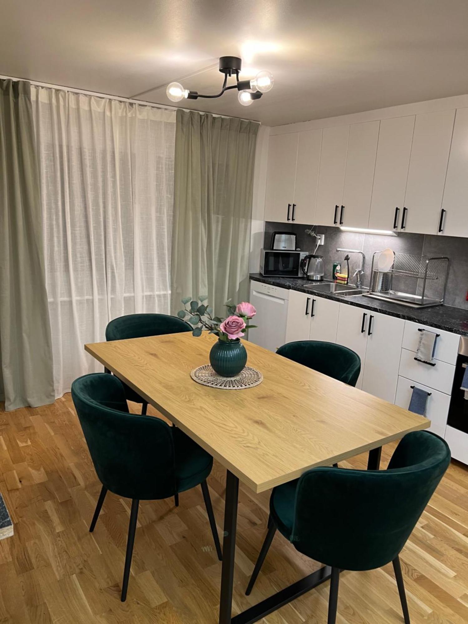 Noah Longstay Apartment Västerås Eksteriør bilde